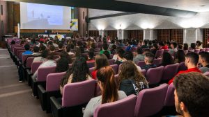 Lee más sobre el artículo 600 estudiantes de Bachillerato acuden a los talleres participativos organizados por la Facultad de Geografía e Historia de la ULPGC